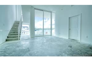 400 Sunny Isles Blvd # 106, Sunny Isles Beach, FL 33160, Sold 02/11/21