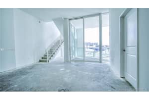 400 Sunny Isles Blvd # 106, Sunny Isles Beach, FL 33160, Sold 02/11/21