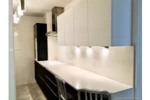 3375 N Country Club Dr, Miami, FL 33180, Sold 03/06/20