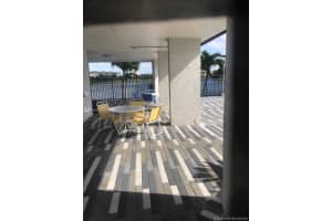 10290 NW 9th St Cir, Miami, FL 33172, Sold 11/16/20