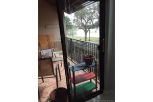 290 W Park Dr, Miami, FL 33172, Sold 07/02/20