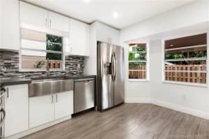 8240 NW 199th Terrace, Hialeah, FL 33015, Sold 03/13/20