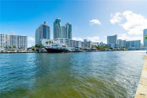 600 Parkview Dr, Hallandale Beach, FL 33009, Sold 11/16/20