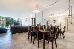 600 Parkview Dr, Hallandale Beach, FL 33009, Sold 11/16/20