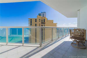 16425 Collins Ave, Sunny Isles Beach, FL 33160, Sold 04/30/21
