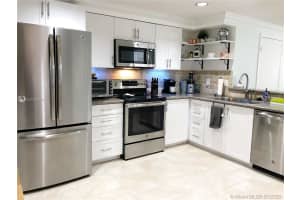1372 Veracruz Ln, Weston, FL 33327, Sold 02/19/20