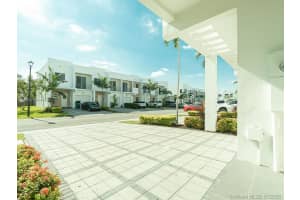 10235 NW 71st Terrace, Doral, FL 33178, Sold 05/15/20