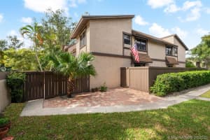 1700 Bayberry Dr, Pembroke Pines, FL 33024, Sold 03/17/20