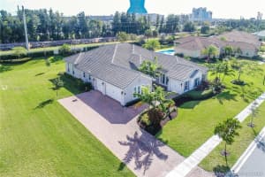 5090 W Sterling Ranch Cir, Davie, FL 33314, Sold 11/30/20