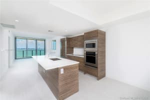 460 NE 28th St, Miami, FL 33137, Sold 02/22/21