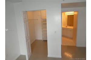 17100 N Bay Rd, Sunny Isles Beach, FL 33160, Sold 04/01/20