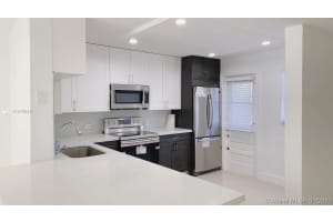 441 NE 195th St, Miami, FL 33179, Sold 11/13/20