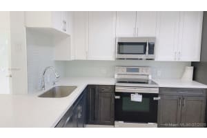 441 NE 195th St, Miami, FL 33179, Sold 11/13/20