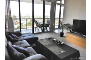 3640 Yacht Club Dr, Aventura, FL 33180, Sold 04/30/20