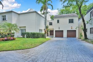 20261 W Oak Haven Cir, Miami, FL 33179, Sold 06/29/20
