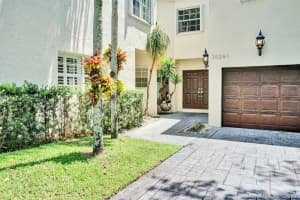 20261 W Oak Haven Cir, Miami, FL 33179, Sold 06/29/20