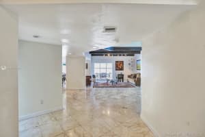 20261 W Oak Haven Cir, Miami, FL 33179, Sold 06/29/20