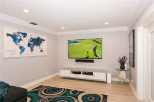 1399 Cottonwood Cir, Weston, FL 33326, Sold 04/28/20