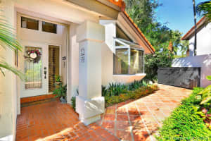 7819 SW 88th Terrace, Miami, FL 33156, Sold 03/26/20