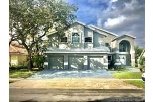960 NW 203rd Ave, Pembroke Pines, FL 33029, Sold 04/02/20
