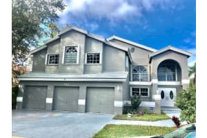 960 NW 203rd Ave, Pembroke Pines, FL 33029, Sold 04/02/20