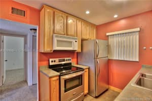 4121 Stirling Rd, Davie, FL 33314, Sold 03/26/20