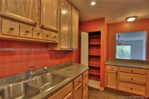 4121 Stirling Rd, Davie, FL 33314, Sold 03/26/20