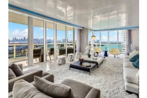 400 Alton Rd, Miami Beach, FL 33139, Sold 04/02/20