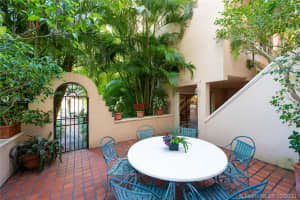 2000 S Bayshore Dr, Miami, FL 33133, Sold 03/30/20