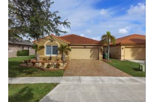 20857 NW 16th St, Pembroke Pines, FL 33029, Sold 04/03/20