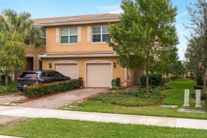 5912 Monterra Club Dr, Lake Worth, FL 33463, Sold 05/01/20