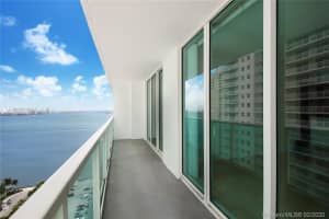 186 SE 12th Terrace, Miami, FL 33131, Sold 03/12/20