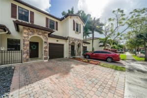373 NE 37th Pl, Homestead, FL 33033, Sold 03/13/20