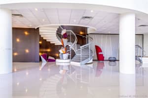 5701 Collins Ave, Miami Beach, FL 33140, Sold 07/24/20