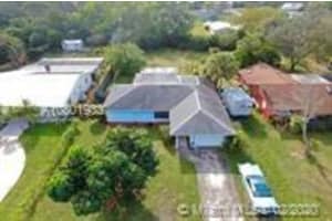 8350 SE Camellia Dr, Hobe Sound, FL 33455, Sold 05/15/20