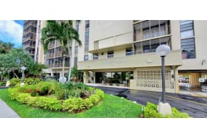 Dorset House, 2500 NE 135th St, North Miami, FL 33181, Sold 04/14/20