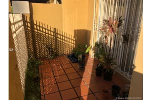 325 NW 84th Ct, Miami, FL 33126, Sold 04/24/20