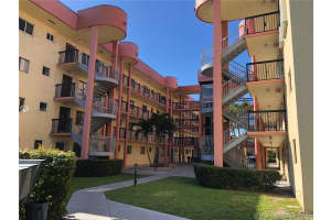 5290 W 21st Ct, Hialeah, FL 33016, Sold 02/20/20