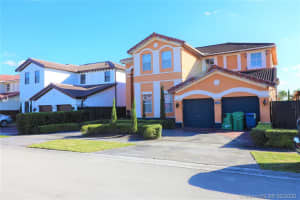 8872 NW 181st St, Hialeah Gardens, FL 33018, Sold 06/01/20