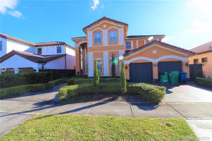 8872 NW 181st St, Hialeah Gardens, FL 33018, Sold 06/01/20