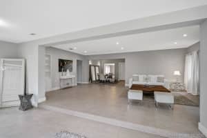 7810 Center Bay Dr, North Bay Village, FL 33141, Sold 10/16/20