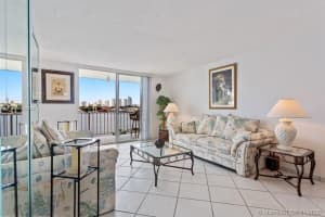 16558 NE 26th Ave #4e, North Miami Beach, FL 33160, Sold 03/26/20