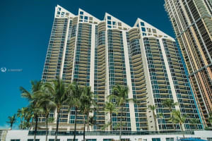 17555 Collins Ave, Sunny Isles Beach, FL 33160, Sold 03/29/21