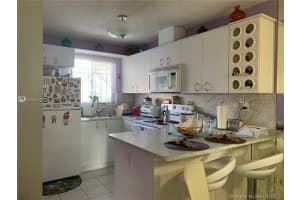 8086 NW 10th St, Miami, FL 33126, Sold 03/11/20