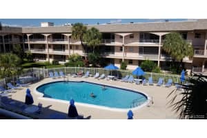 541 Blue Heron Dr, Hallandale Beach, FL 33009, Sold 03/02/20