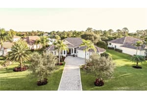 524 SW Squire Johns Ln, Palm City, FL 34990, Sold 08/28/20