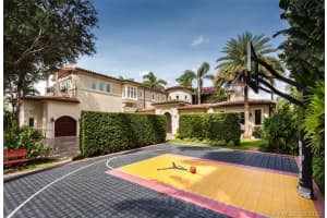 1511 W 27th St, Miami Beach, FL 33140, Sold 12/01/20