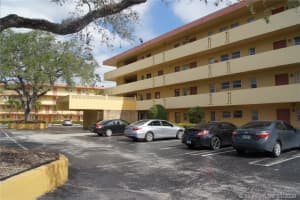 441 NE 195th St, Miami, FL 33179, Sold 03/04/20