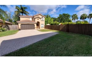 16725 SW 90th St, Miami, FL 33196, Sold 03/20/20