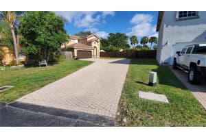 16725 SW 90th St, Miami, FL 33196, Sold 03/20/20